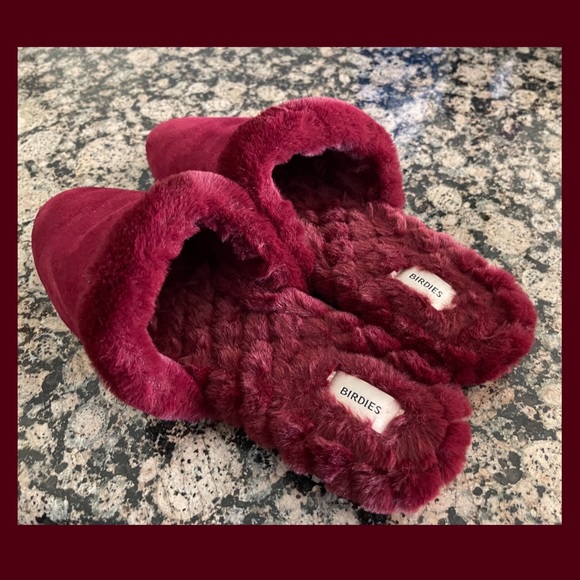 BIRDIES red merlot faux fur slippers size 7.5 The Songbird style - Picture 1 of 10